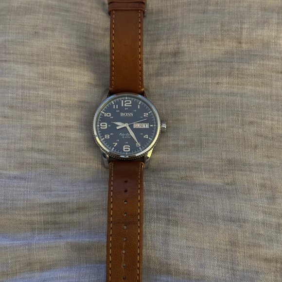 Hugo Boss Mens Watch Pilot Edition 44mm - Picture 6 of 6